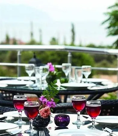 Kumlubuek מלון *